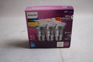 lot 191 image: Philips Ultra Definition Dimmable LED 3-Pack PAR16 Bulbs
