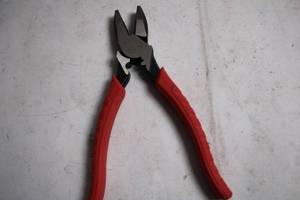 lot 233 image: Heavy-Duty Red Handle Pliers