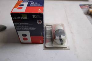 lot 273 image: Leviton Plus Nylon Wallplates 10-Pack with Pass & Seymour Device