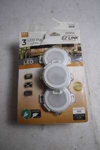 lot 321 image: Box of 3 LED Puck Lights with EZ Link and 450 Lumens
