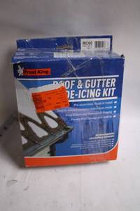 lot 324 image: Frost King Roof & Gutter De-Icing Kit