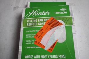lot 375 image: Hunter Ceiling Fan Remote Control Model 99394