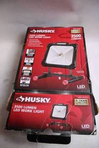 lot 377 image: Husky 3500 Lumen LED Work Light