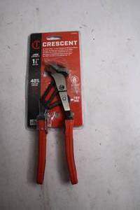lot 385 image: Crescent Auto-Bite Tongue & Groove Pliers 1-12 38mm Jaw Capacity