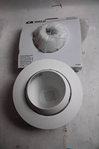 lot 434 image: Halo 6 B2003 Recessed Lighting Trim with Coil Spring