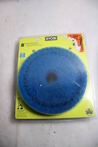 lot 437 image: Ryobi 8 Soft Bristle Brush for Light Duty Cleaning