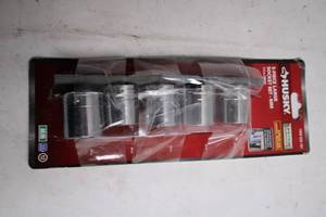 lot A-492 image: Husky 5-Piece Large Socket Set MM 12 Drive