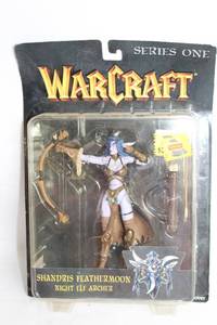 lot 47 image: Warcraft Series One Shandris Feathermoon Night Elf Archer Figure