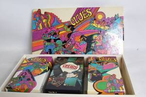 lot 58 image: Vintage Clues Reading Progress Education Set