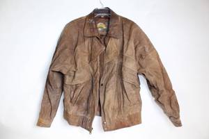 lot 82 image: Adventure Bound Originals Leather Jacket - Size L