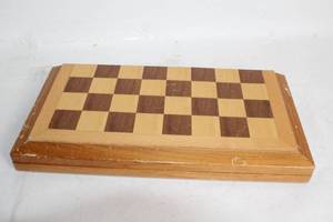 lot 194 image: Wooden Chess Set with Storage Board