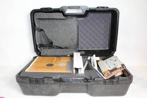 lot 216 image: Wood and Laminate Flooring Installation Tools with Carry Case