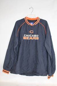 lot 242 image: Reebok Chicago Bears NFL Pullover Jacket Size Medium