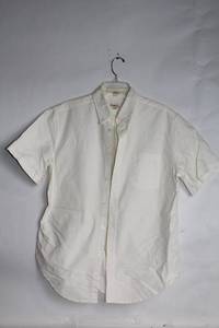 lot 297 image: Merona Classic Fit Short Sleeve White Shirt Size LG