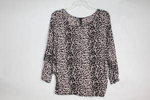 lot 304 image: Womens Leopard Print Long Sleeve Top by Love Culture