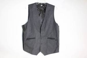lot 310 image: Rock & Republic Mens XL Charcoal Waistcoat