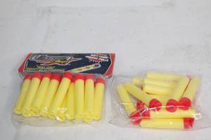 lot 338 image: Set of 32 Ultra Foam Soft Darts for Toy Guns