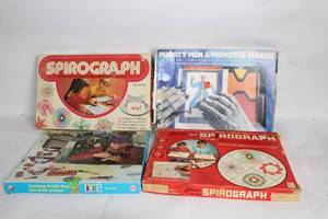 lot 350 image: Collection of Vintage Drawing and Design Kits