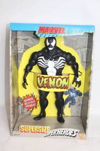 lot A-378 image: Marvel Supersize Super Heroes Venom Action Figure - 17in Tall