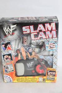 lot A-383 image: WWF Slam Cam Digital Camera & Photo Slam CD-ROM Bundle