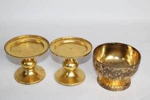lot 450 image: Set of 3 Vintage Brass Decorative Bowls