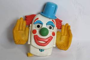 lot 487 image: Vintage Bozo the Clown Wall Display with Movable Arms