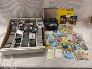 lot 14P image: Large Mixed Lot of Pokmon and Star Wars Trading Cards