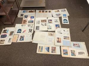 lot 25P image: Collection of Art Prints & Vintage Greeting Cards