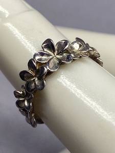 lot 28Z image: Sterling Silver 925 Floral Ring Size 2.5