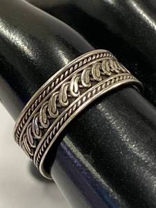 lot 59Z image: Sterling Silver Band Ring 925 Intricate Design Size 7.5