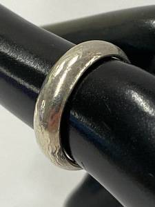 lot 85Z image: Sterling Silver 925 Hammered Ring Size 5