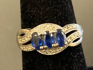lot 128Z image: Sterling Silver 925 Ring with Blue Sapphires