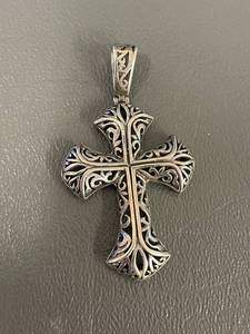 lot 128M image: Ornate Sterling Silver Filigree Cross Pendant 925