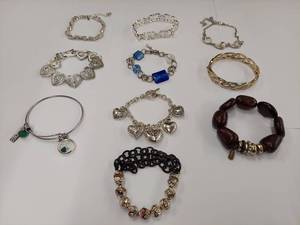 lot 175M image: Costume Jewelry Bracelets Assortment 10 Items
