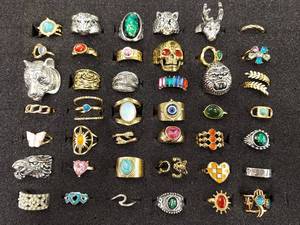 lot 182M image: Lot of 40 Fashion Costume Jewelry Rings & Some Sterling Silver Rings