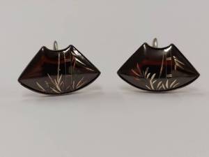 lot 193M image: Sterling Silver Vintage Fan Shape Earrings Screw Back