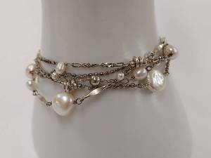 lot 216M image: Elegant Sterling Silver Freshwater Pearl Bracelet