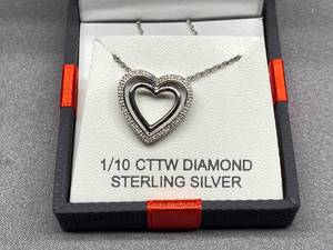 lot 42B image: 110 CTTW Diamond Heart Sterling Silver 925 Pendant