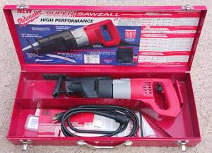 lot 57 image: Milwaukee Super Sawzall