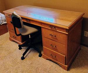 lot 131 image: Wooden Desk and Chair