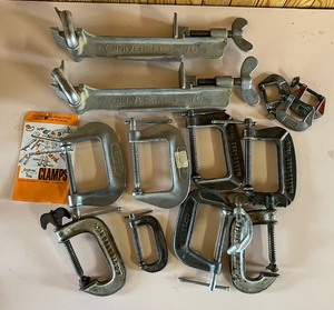 lot 94 image: Two Universal Model 70 Cabinet Clamps, Twelve C-Clamps