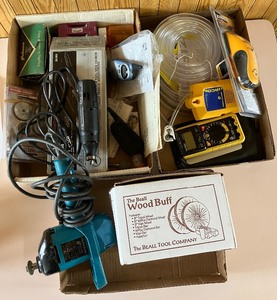 lot 108 image: Craftsman Rotary Tool, B&D 6 SanderPolisher, Stud Finders