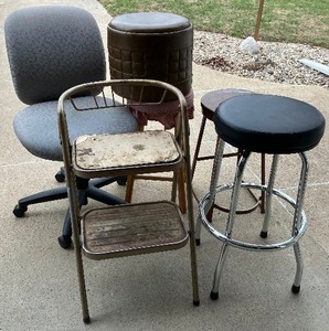 lot 155 image: Six Piece LOT - Vintage Wood and Metal Shop Stool, Bar Stool, Metal 2-Step Stool, Footstool, Office Chair