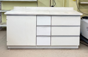 lot 48 image: Shop Cabinet - Six drawer