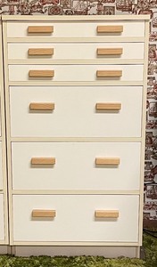 lot 132 image: Six Drawer Cabinet (lot2)