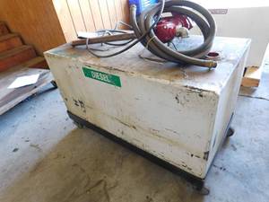 lot 48 image: Custom 100 Gallon Transfer Tank with Fill - Rite Pump