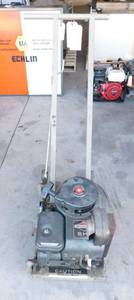 lot 60 image: 1988 Ice Edger