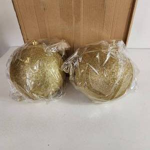 lot 16 image: Lot Of Six Gold Christmas Balls Gold Glittery 24.5 Around