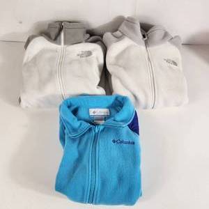 lot 48 image: Lot Of Three Columbia Fleece Full Zip Jackets White Ones Size M And L Blue One Is XL Child