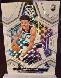 lot 28 image: JAYLEN CLARK 2023-24 PANINI WHITE MOSAIC ROOKIE CARD 1425
